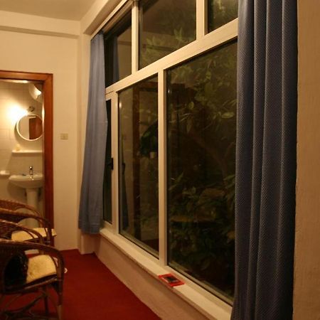 טיראנה Guesthouse Pension Andrea מראה חיצוני תמונה