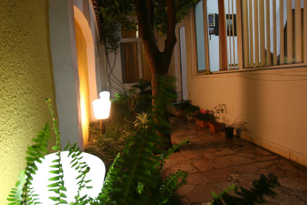 טיראנה Guesthouse Pension Andrea מראה חיצוני תמונה
