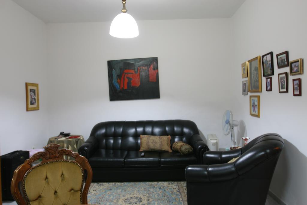 טיראנה Guesthouse Pension Andrea מראה חיצוני תמונה