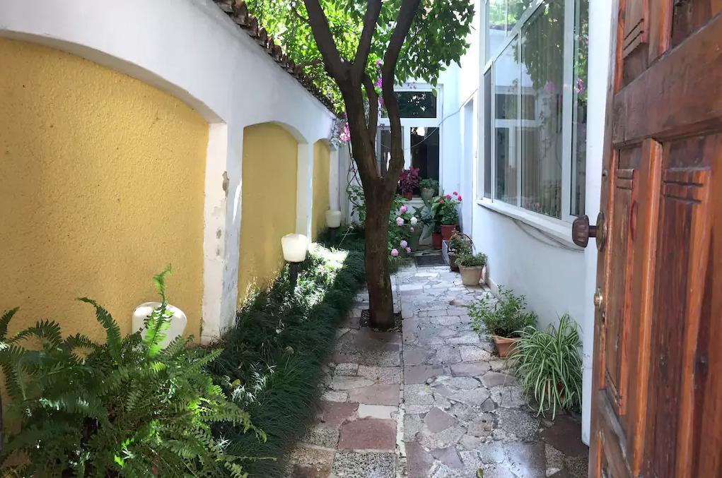 טיראנה Guesthouse Pension Andrea מראה חיצוני תמונה